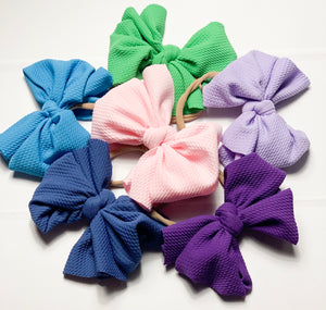 Messy Bows (nylons or clips)